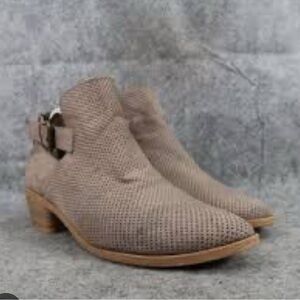 Women's Taupe Ankle Boots